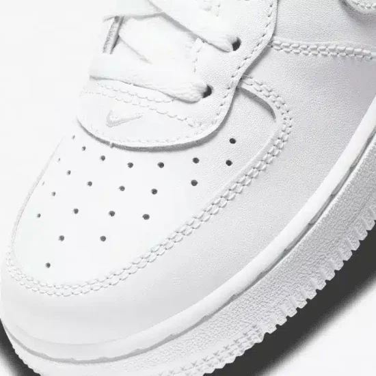 ZAPATILLA AIR FORCE 1 LE LITTLE KIDS TRIPLE WHITE NIKE - Imagen 8