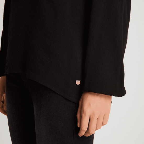 Blusa Manga Larga Boton Frontal Negro Curvi - Imagen 3