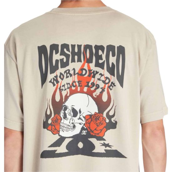 POLERA HOMBRE DEFIANT PLAZA TAUPE DC - Imagen 3