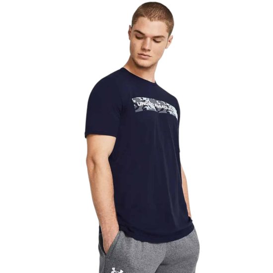 Polera Hombre MC Camo Chest Stripe Navy Under Armour - Imagen 3