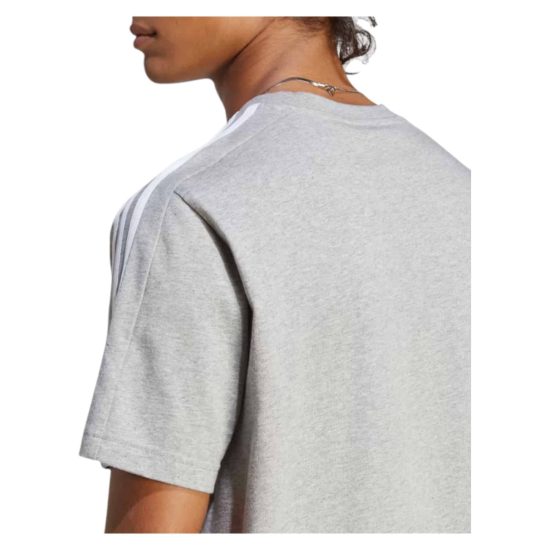 POLERA HOMBRE ESSENTIALS 3S SJ GREY H ADIDAS - Imagen 3