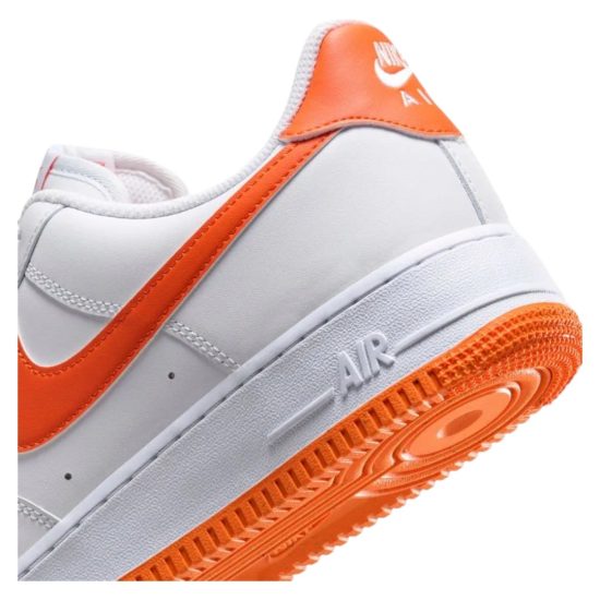 ZAPATILLA HOMBRE AIR FORCE 1 07 WHITE/ORANGE NIKE - Imagen 7