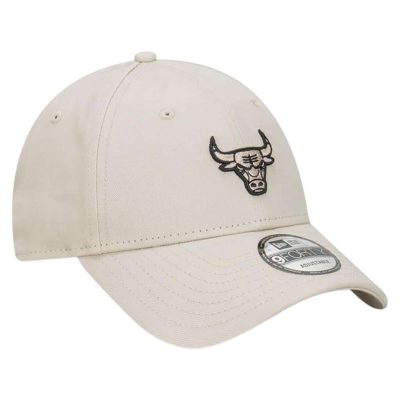 Gorro 9Forty NBA Chicago Bulls Stone Visor Script Beige