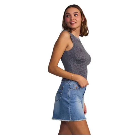 Polera Mujer Street Core Frontal Print Efecto Panal De Abeja Il Gioco - Imagen 2