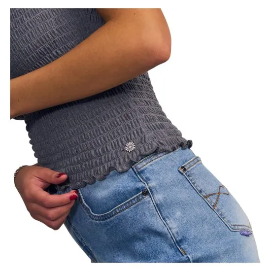 Polera Mujer Street Core Frontal Print Efecto Panal De Abeja Il Gioco - Imagen 4