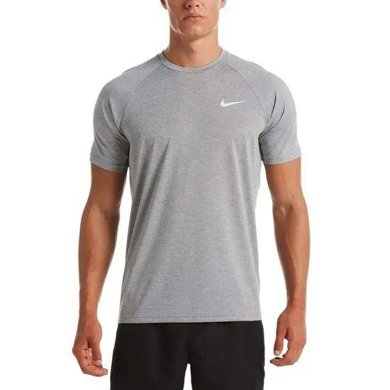 Polera Hombre Deportiva Essential Gris Nike