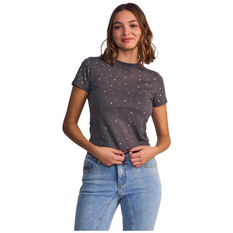 Polera Mujer Street Core Tachas y Nudo Frontal Il Gioco