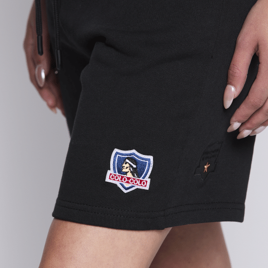 Short Colo Colo Urbano Mujer Negro Escudo Blanco - Imagen 6