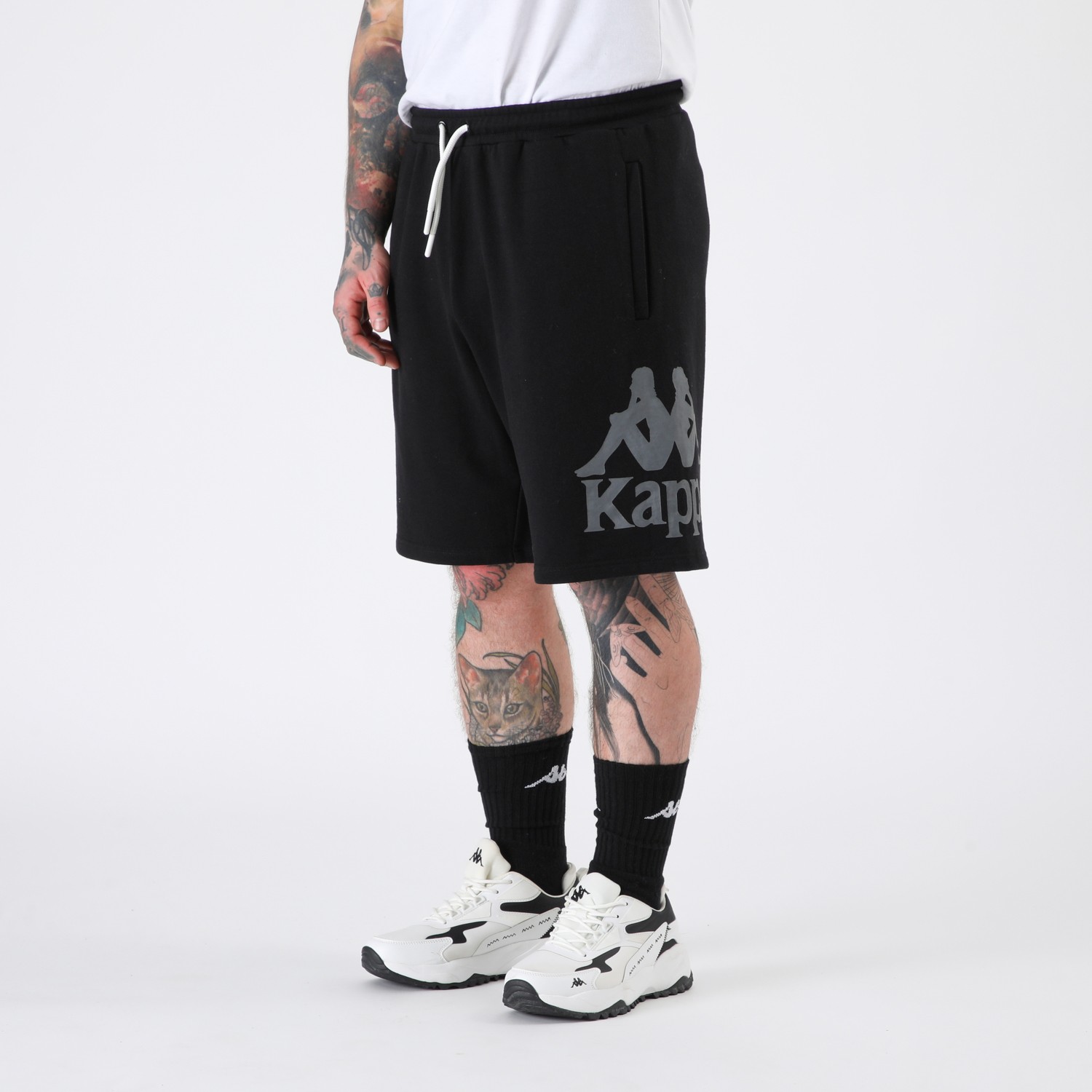 KPMSHV2669NE_1 Short Hombre Kappa Black Omini White