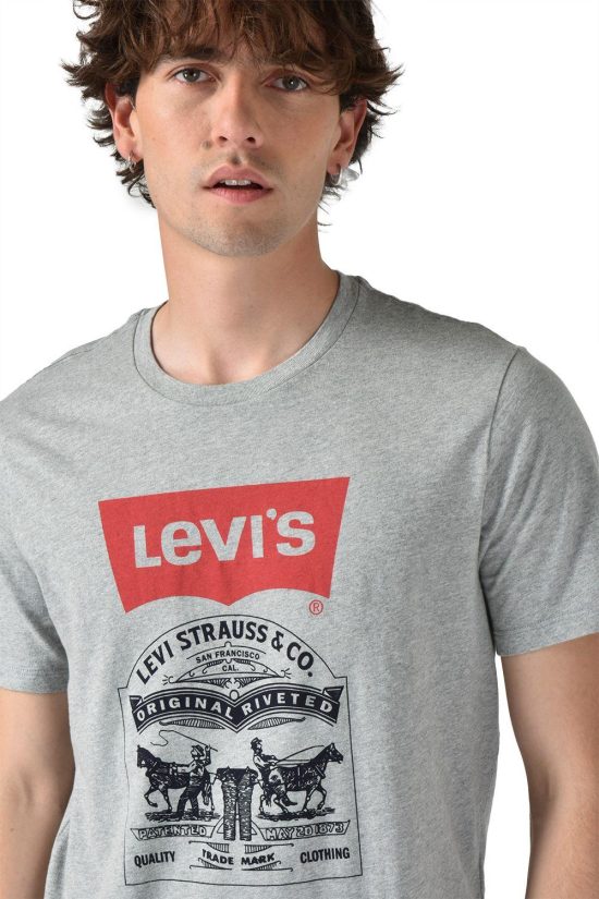 Polera Hombre Graphic Crewneck Tee Branding Stack Mid Levis - Imagen 3