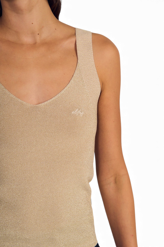 Polera Mujer Sin Mangas Rectilínea Cuello V Arena Ellus - Imagen 4