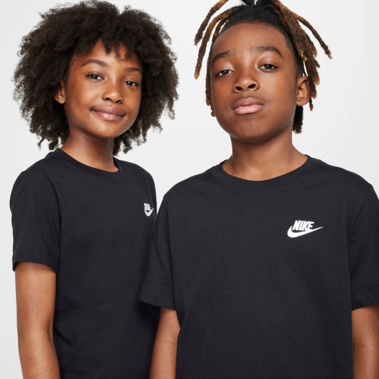 Polera infantil Sportswear Big Kids' Negro Nike - Imagen 3