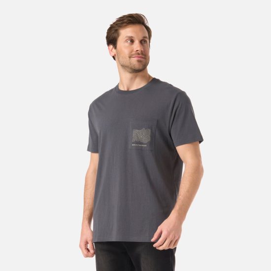 Polera Hombre Ulmo Pocket T-Shirt Grafito Lippi - Imagen 3