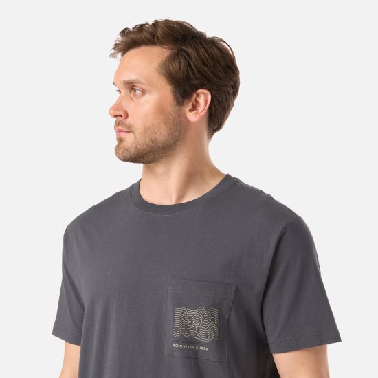 Polera Hombre Ulmo Pocket T-Shirt Grafito Lippi - Imagen 5