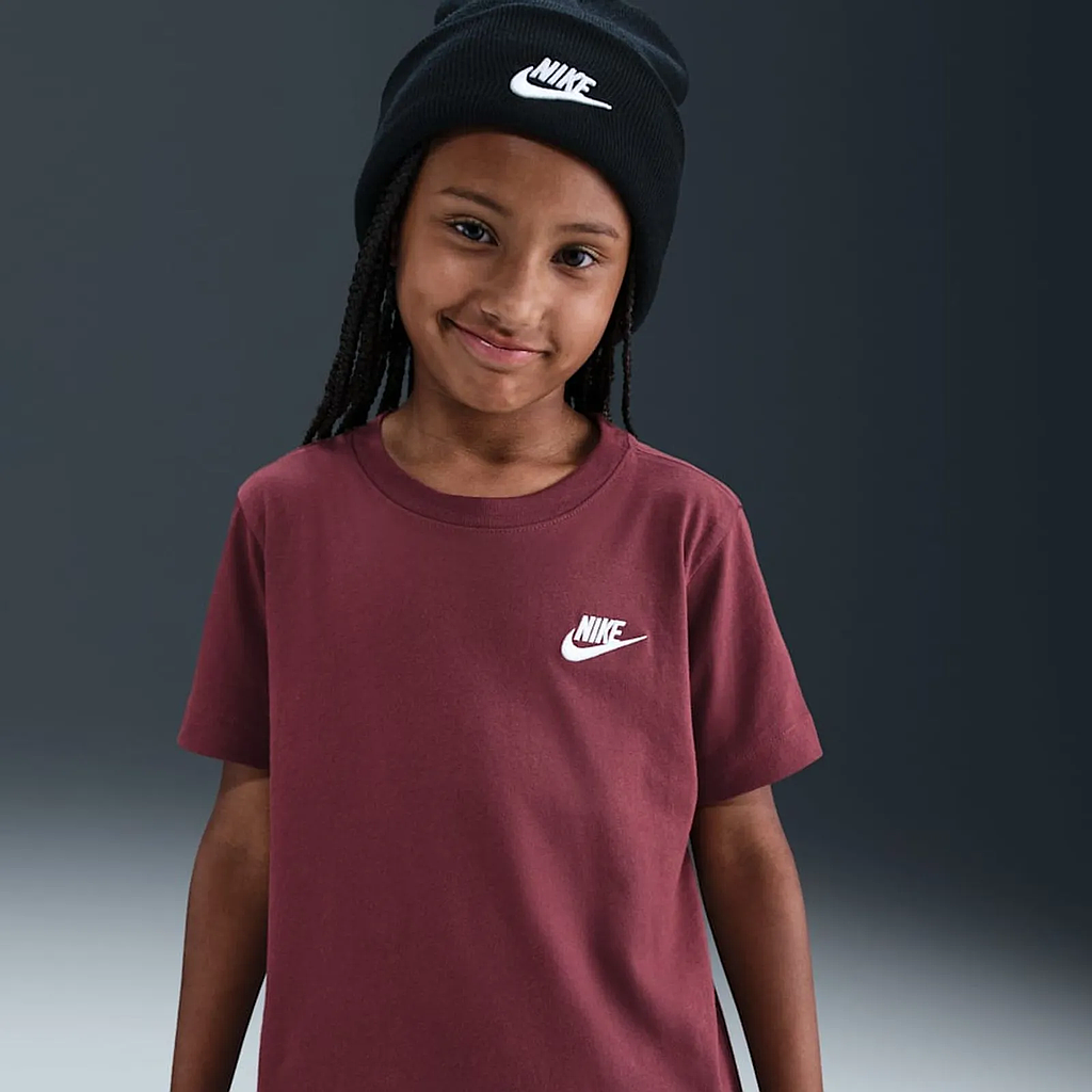 product_template_156038.png Polera infantil Sportswear Big Kids’ Burdeo Nike