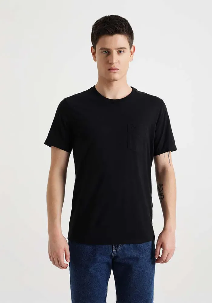 product_template_147018.png Polera Hombre Pocket Tee Slim Fit Negro Dockers