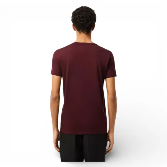Polera Hombre Cuello V Burdeo Lacoste - Imagen 2