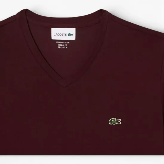 Polera Hombre Cuello V Burdeo Lacoste - Imagen 4