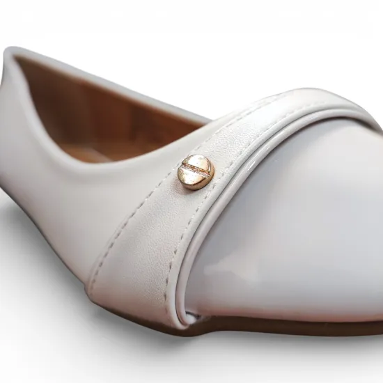 Ballerina Mujer Beige Punta Charol Detalle Frontal Bonnyfranco - Imagen 6