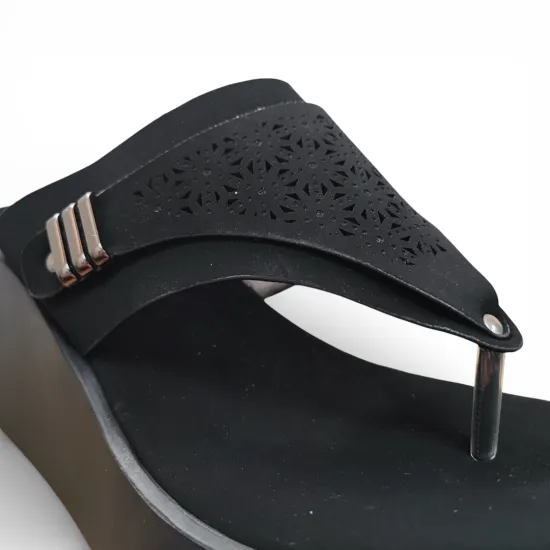 Sandalia Mujer Negra Plataforma Alta Diseño Calado Bonny Franco - Imagen 3