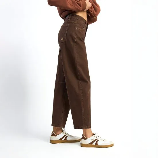 Jeans Mujer Barrel Pinzas Deep Brown Il Gioco - Imagen 3