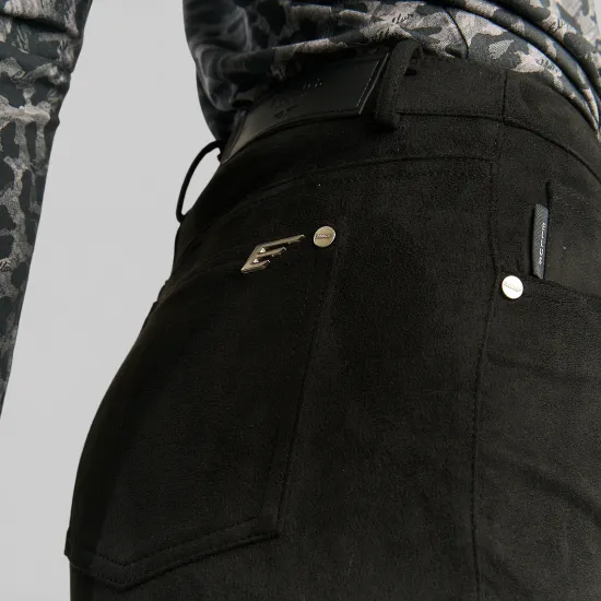 Pantalón Mujer Cargo Recto Negro Suede Ellus - Imagen 4