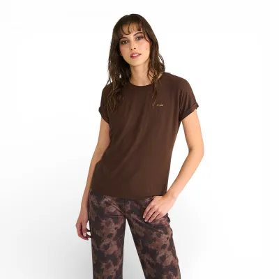 Polera Mujer Timeless Cuello Redondo Logo Frontal Café Ellus
