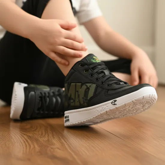 Zapatilla Niño DR128 Caña Alta Negro Verde Dino Park - Imagen 4