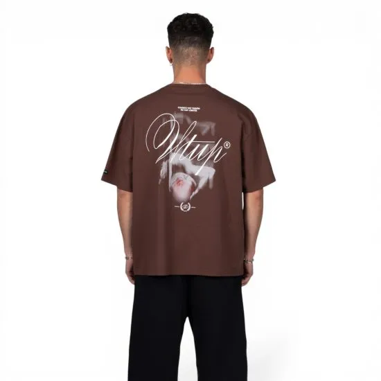 Polera Oversize Hombre Café Logo Minimal Whatup - Imagen 2