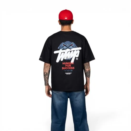 Polera Oversize Hombre Negra Estampa Pecho Whatup - Imagen 2