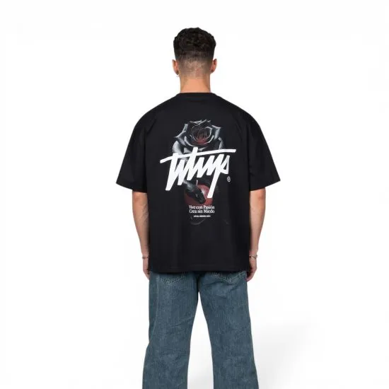 Polera Oversize Hombre Negra Logo Rosa Estampado Whatup - Imagen 2