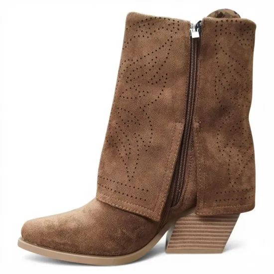 Botin Mujer Brown Microfibra Perforada Taco Medio Poeme - Imagen 8