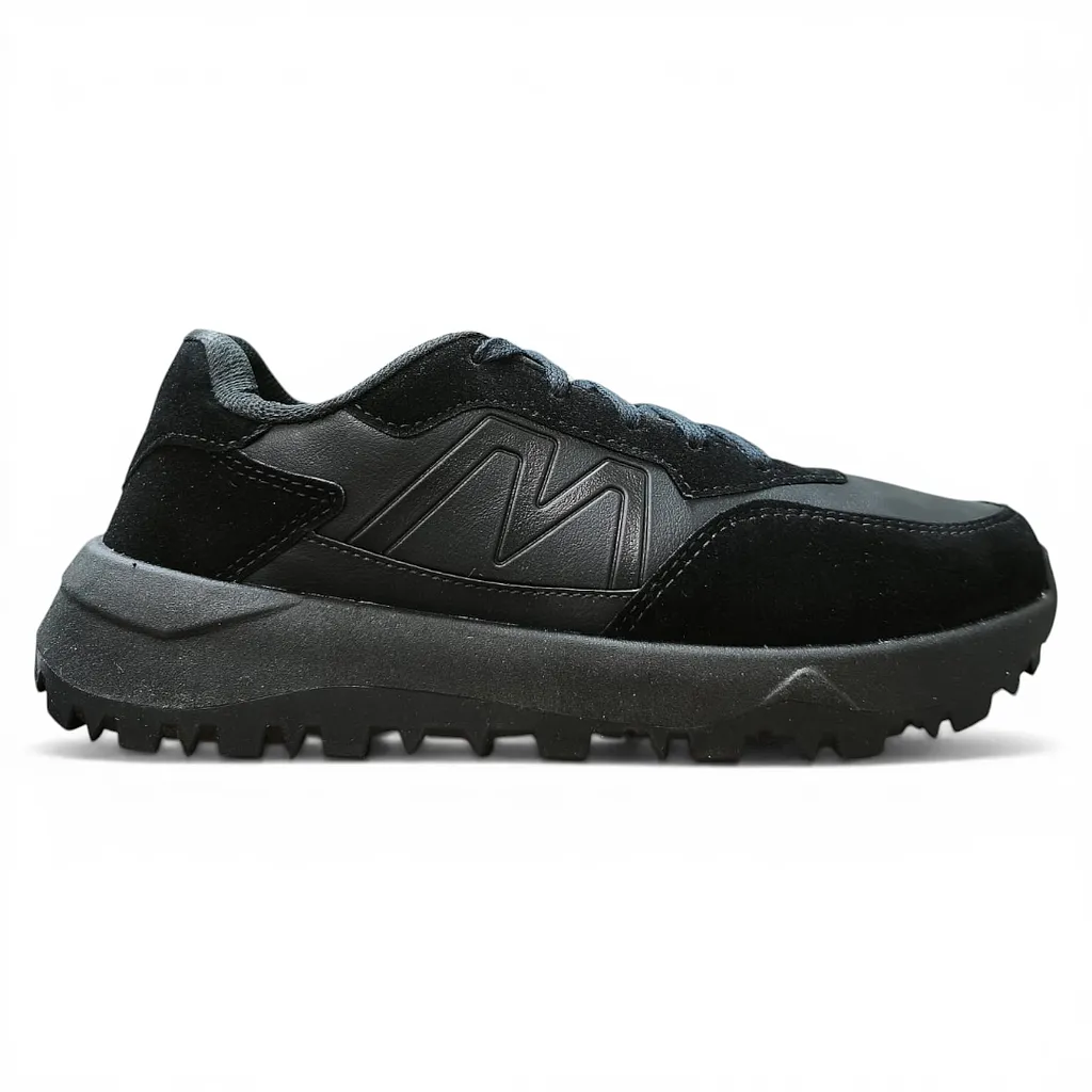 Zapatilla Urbana Hombre District 647 Negro Manchester