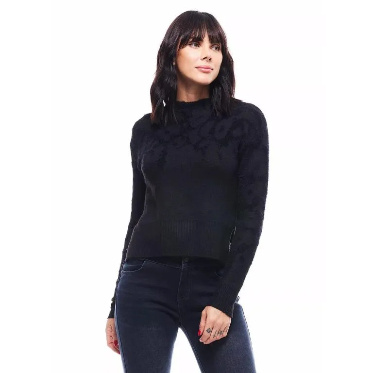 Sweater Cuello Alto con Aberturas en el Costado JJO