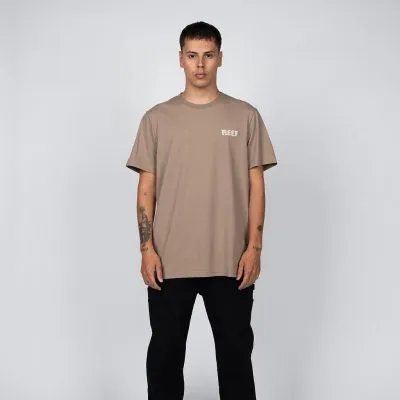 Polera Hombre Café Estampado California Reef