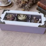 CAJA DE TE LILA
